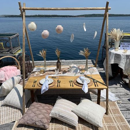핼리팩스 Seawatch Bed & Breakfast B&B 외부 사진